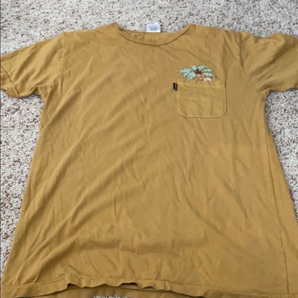 Men’s Medium Tee Bundle!!! - image 5